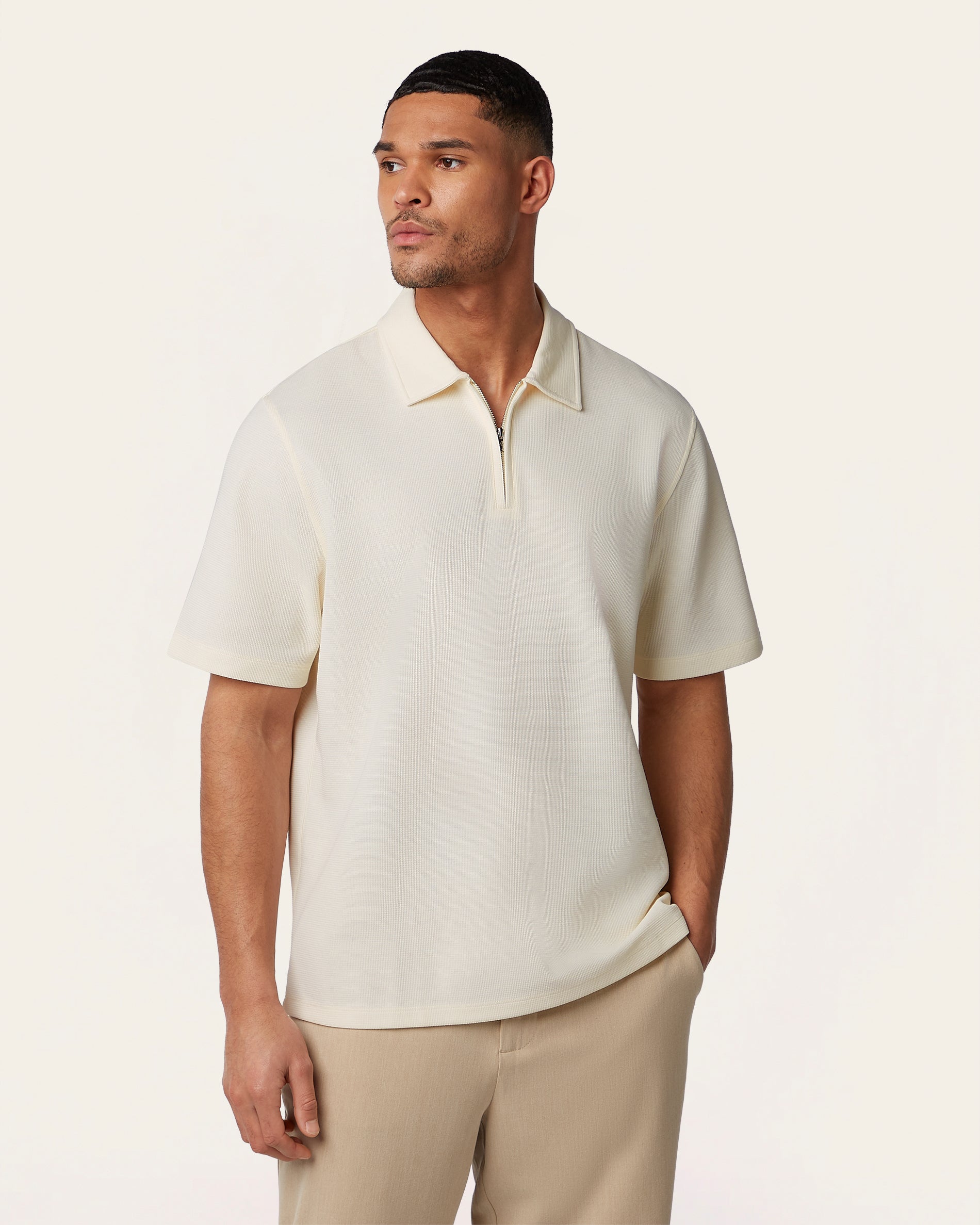 Off White Relaxed Fit Zip Polo – Odour Resistant | LABFRESH